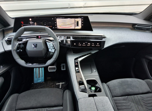 Peugeot 3008 Nouveau Hybrid 145 e-DCS6 GT Exclusive