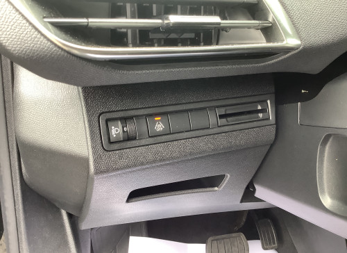 Peugeot 3008 Hybrid 145 e-DCS6 Allure Pack