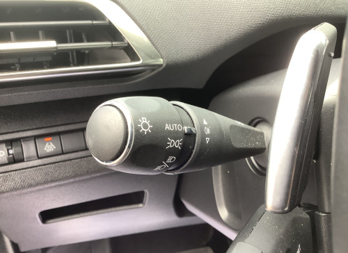 Peugeot 3008 Hybrid 145 e-DCS6 Allure Pack