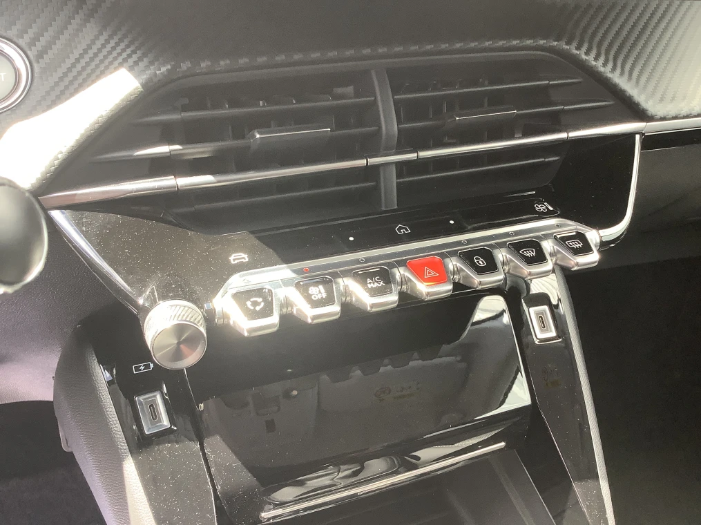 Peugeot 208 100 S&S BVM6 Allure