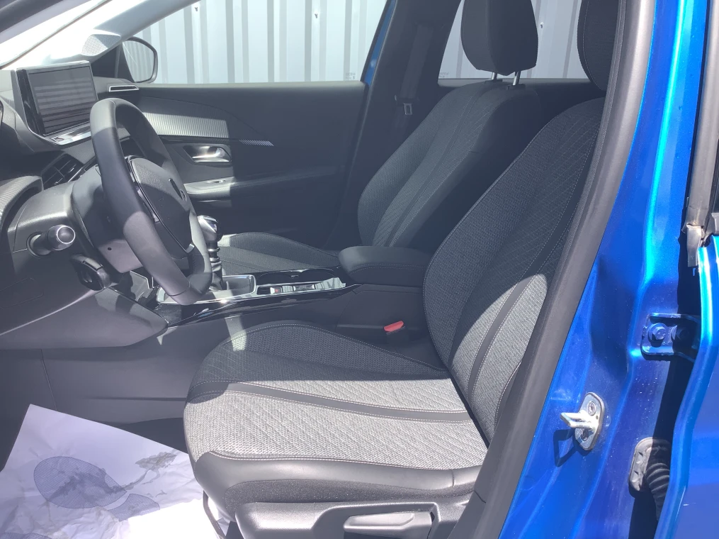 Peugeot 208 100 S&S BVM6 Allure