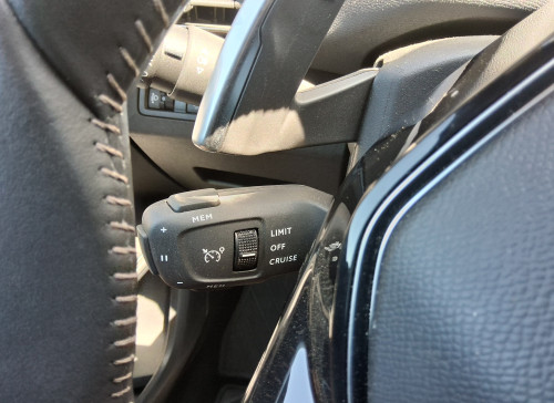 Peugeot 3008 Hybrid 180 e-EAT8 Allure Pack