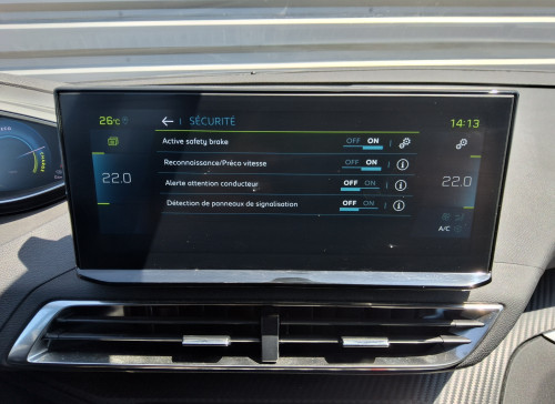Peugeot 3008 Hybrid 180 e-EAT8 Allure Pack