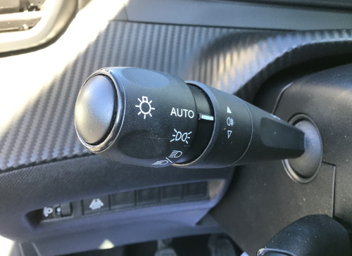 Peugeot 208 PureTech 100 S&S BVM6 Active