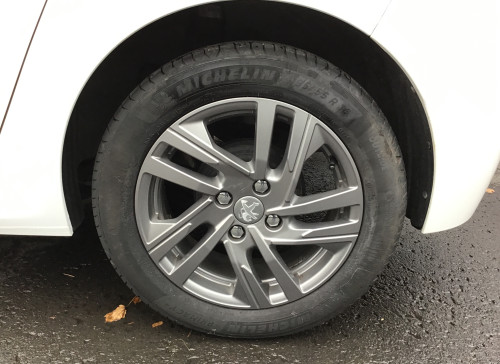 Peugeot 208 PureTech 75 S&S BVM5 Active Pack