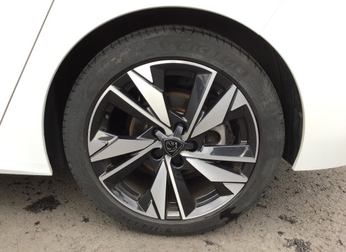 Peugeot 308 Nouvelle PureTech 130ch S&S EAT8 Allure