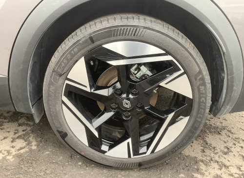 Renault SYMBIOZ Nouveau E-Tech full hybrid 145 Iconic