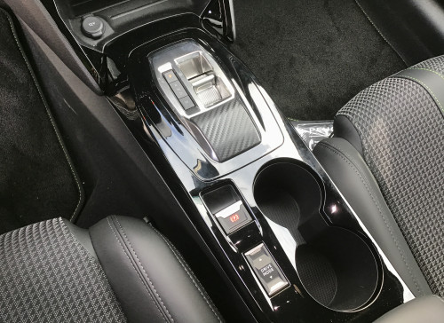 Peugeot 208 Nouvelle PureTech 130 S&S EAT8 GT