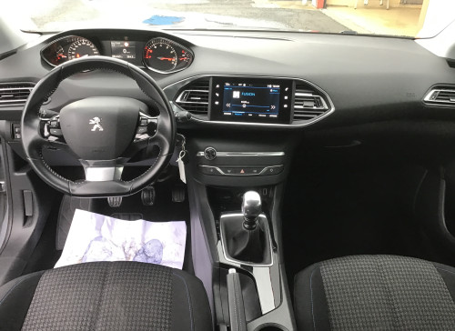 Peugeot 308 PureTech 130ch S&S BVM6 Style - 5P