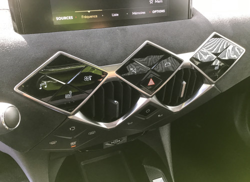 DS DS3 CROSSBACK PureTech 155 EAT8 Performance Line