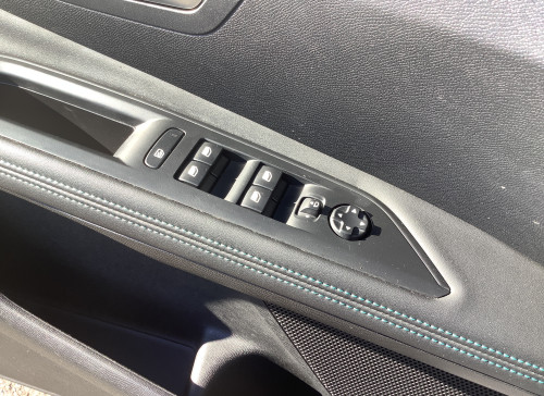 Peugeot 3008 Hybrid 145 e-DCS6 Allure Pack