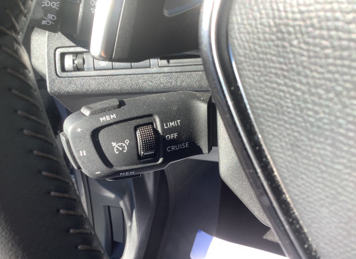 Peugeot 3008 Hybrid 145 e-DCS6 Allure Pack