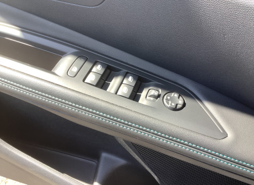 Peugeot 3008 Hybrid 145 e-DCS6 Allure Pack