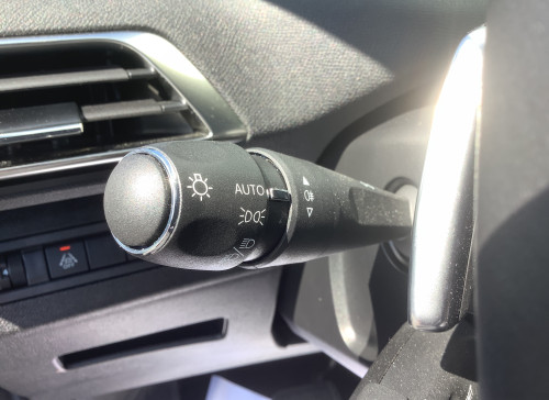 Peugeot 3008 Hybrid 145 e-DCS6 Allure Pack