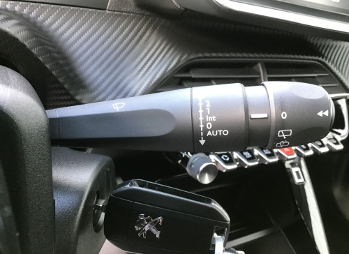 Peugeot 2008 PureTech 100 S&S BVM6 Active