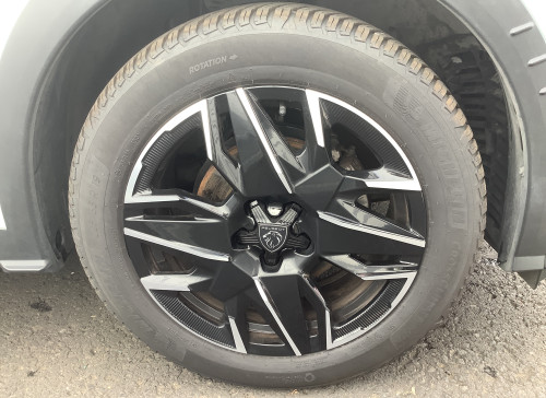 Peugeot 3008 Nouveau Hybrid 145 e-DCS6 Allure