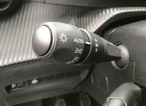 Peugeot 208 PureTech 100 S&S BVM6 Allure Pack