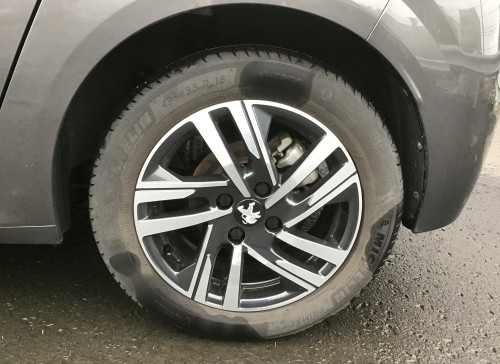 Peugeot 208 PureTech 100 S&S BVM6 Allure Pack