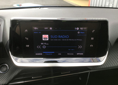 Peugeot 208 PureTech 100 S&S EAT8 Allure Pack