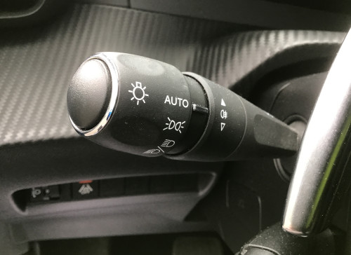Peugeot 208 PureTech 100 S&S EAT8 Allure Pack
