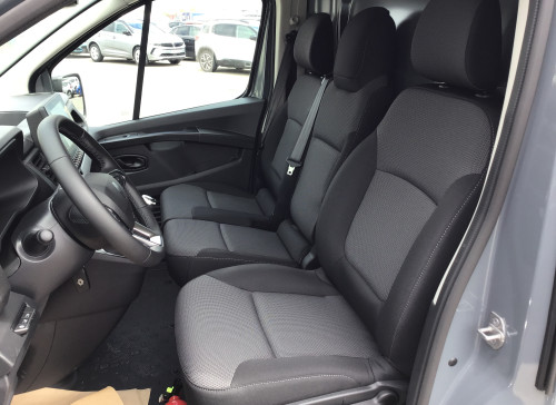 Renault TRAFIC FOURGON Nouveau FGN L1H1 3T BLUE DCI 150 GSR2 ADVANCE