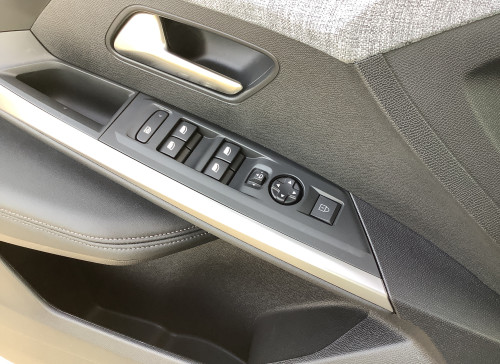 Peugeot 5008 Nouveau Hybrid 145 ch e-DCS6 Allure
