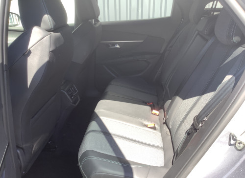 Peugeot 3008 Hybrid 136 e-DCS6 Allure Pack