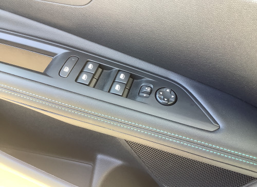 Peugeot 3008 Hybrid 136 e-DCS6 Allure Pack