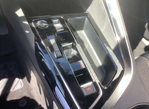 Peugeot 3008 Hybrid 136 e-DCS6 Allure Pack