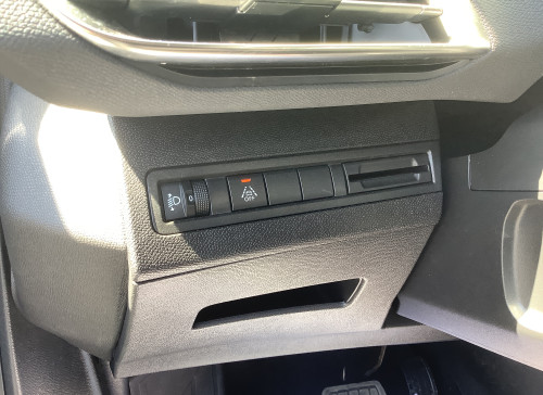Peugeot 3008 Hybrid 136 e-DCS6 Allure Pack