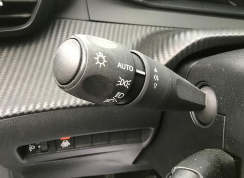 Peugeot 208 PureTech 75 S&S BVM5 Active
