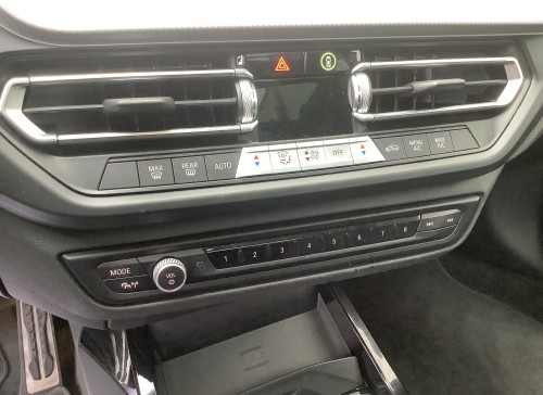 BMW SERIE 1 F40 118d 150 ch BVA8 M Sport