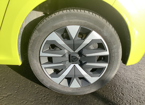 Peugeot 208 Nouvelle PureTech 100 S&S BVM6 Active