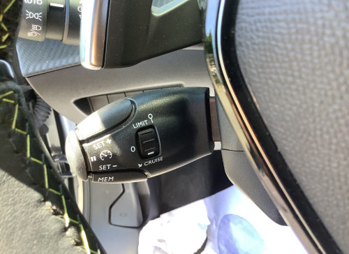 Peugeot 2008 Nouveau Hybrid 145 e-DCS6 GT