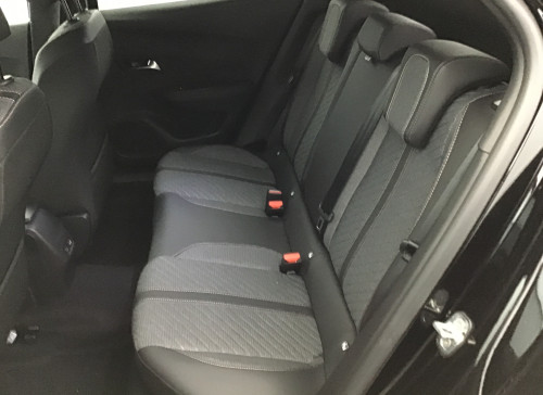 Peugeot 2008 Nouveau Hybrid 145 e-DCS6 Allure