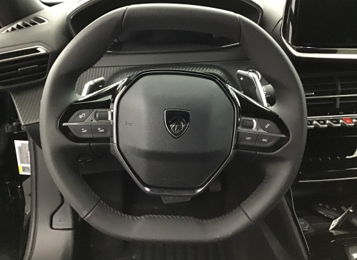 Peugeot 2008 Nouveau Hybrid 145 e-DCS6 Allure