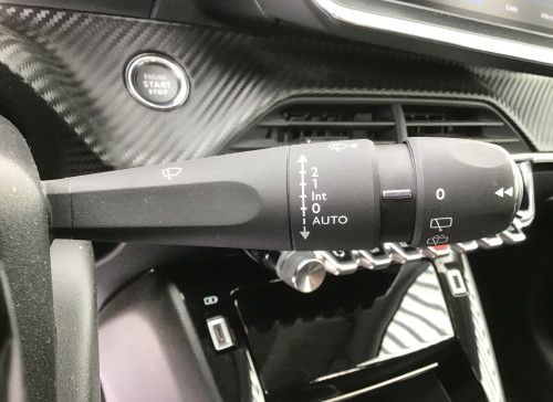 Peugeot 208 PureTech 100 S&S BVM6 Allure Pack