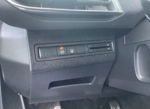 Peugeot 3008 Hybrid 136 e-DCS6 GT