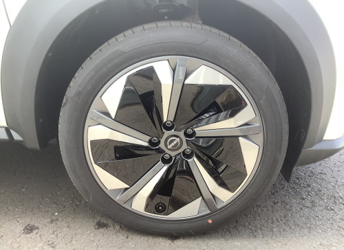 Nissan JUKE Nouveau HYBRID 143 N-Connecta