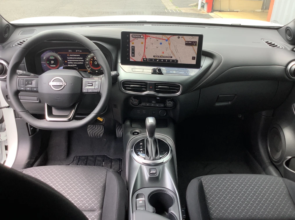 Nissan JUKE HYBRID 143 N-Connecta