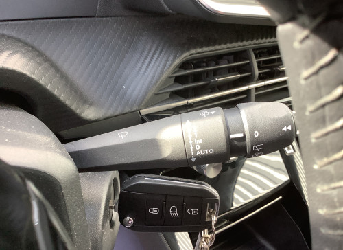 Peugeot 208 Nouvelle 100 S&S BVM6 Allure