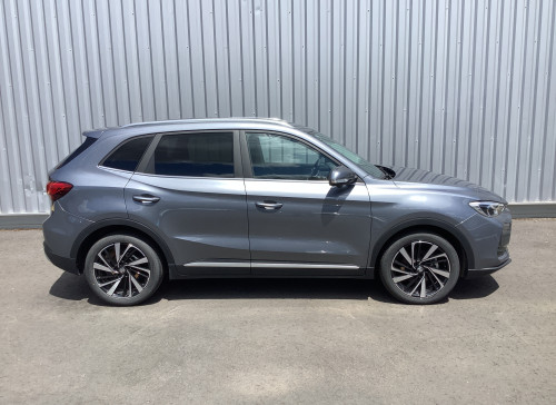 MG ZS Nouveau 1.5 L Hybrid+ 197 ch Luxury