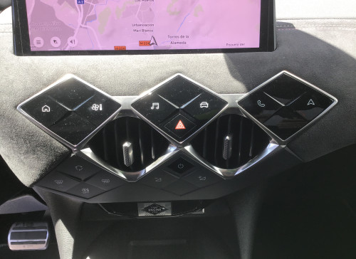 DS DS 3 Nouveau PureTech 130 EAT8 Performance Line+