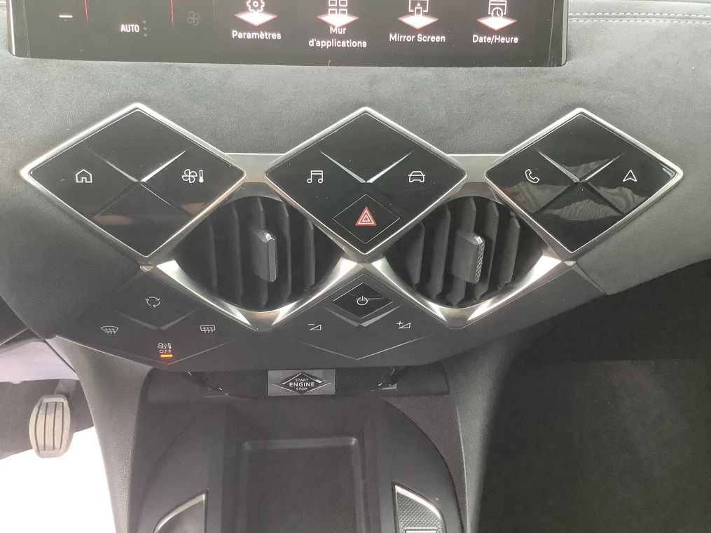 DS DS 3 PureTech 100 BVM6 Performance Line