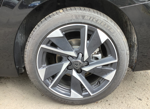 Peugeot 308 SW Hybrid 145 e-DCS6 Allure