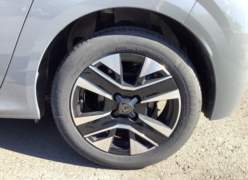 Peugeot 208 Nouvelle 100 S&S BVM6 Allure