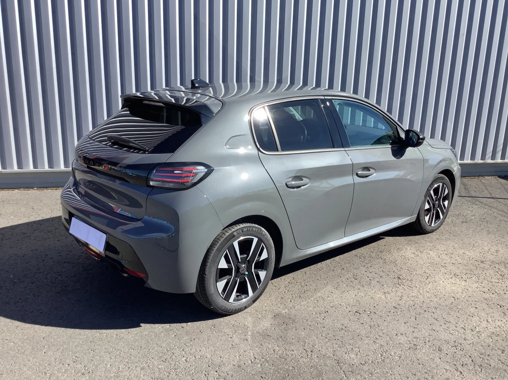 Peugeot 208 100 S&S BVM6 Allure