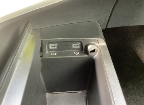 Peugeot 5008 Nouveau Hybrid 145 ch e-DCS6 GT