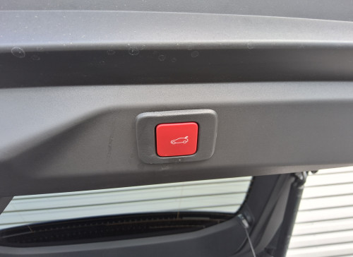 Peugeot 3008 Nouveau Hybrid 145 e-DCS6 GT