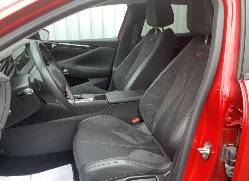 DS DS 4 Nouvelle PureTech 130 EAT8 Performance Line